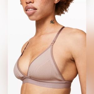 COPY - lululemon uncover me bralette BNWT